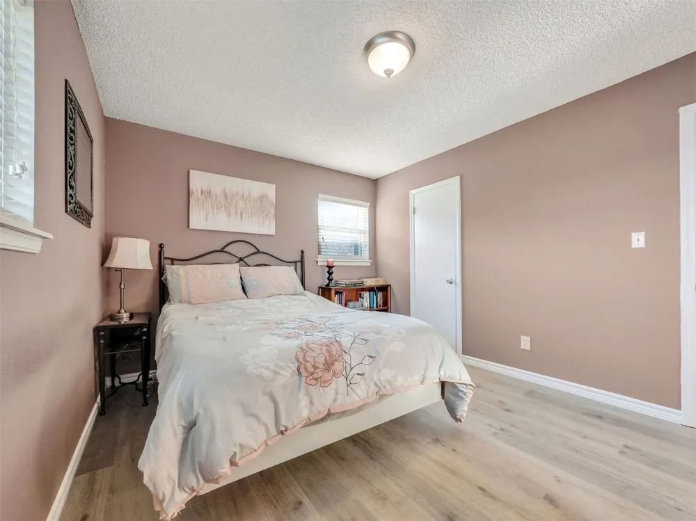 9352 E 56th Street Tulsa, OK 74145