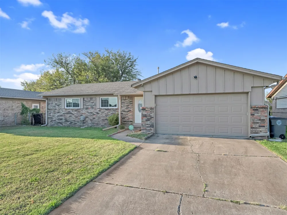 9352 E 56th Street Tulsa, OK 74145