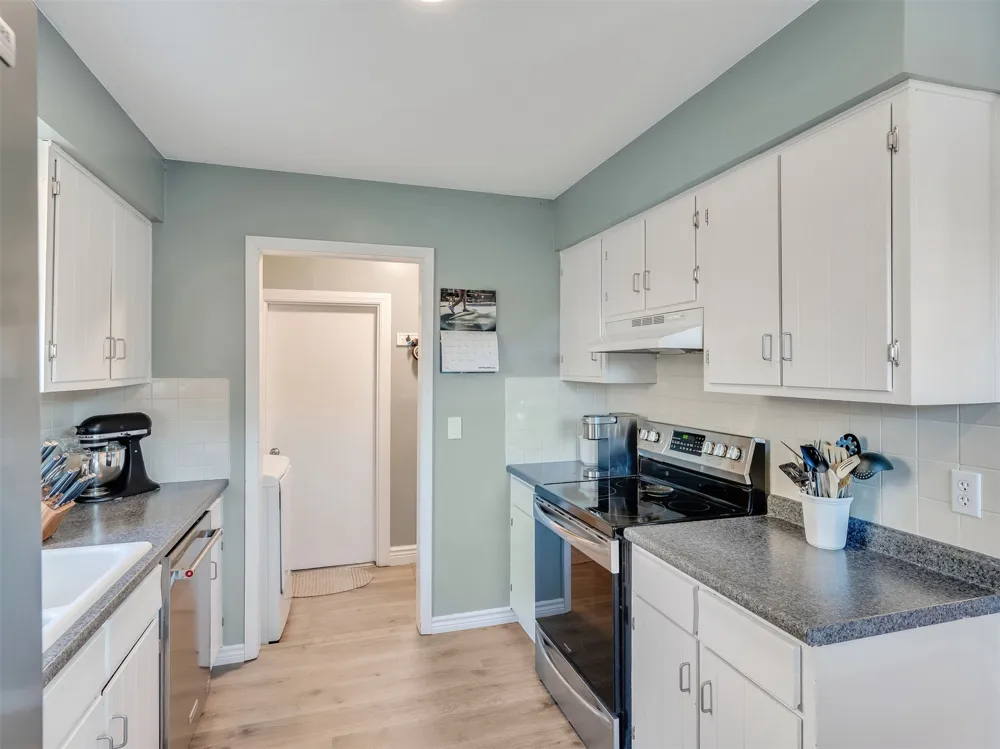 9352 E 56th Street Tulsa, OK 74145