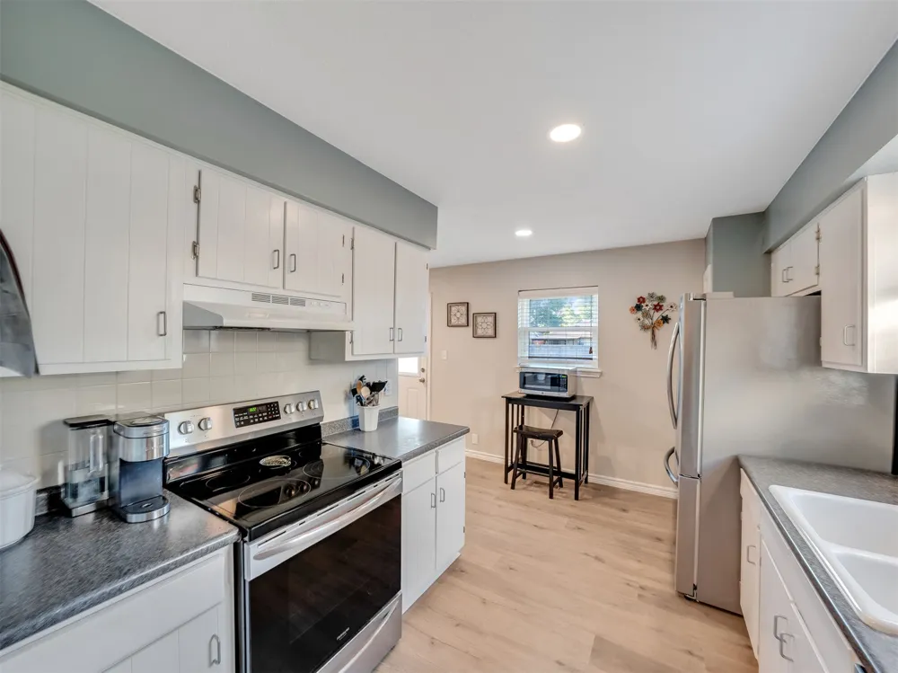 9352 E 56th Street Tulsa, OK 74145
