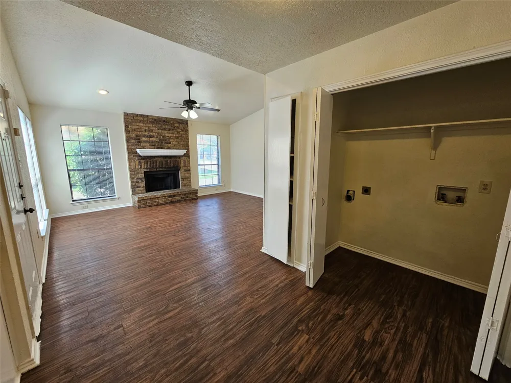 3125 Tudor Lane #3131 Irving, TX 75060