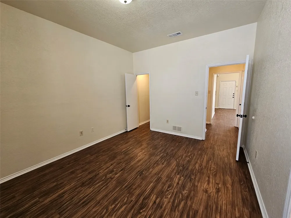 3125 Tudor Lane #3131 Irving, TX 75060