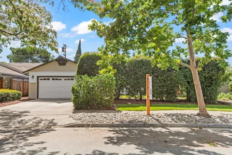 737 Hamann Drive