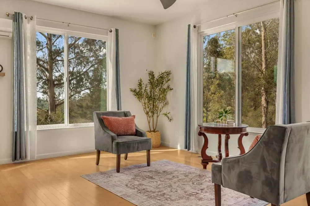 16919 Forrest Lane Royal Oaks, CA 95076
