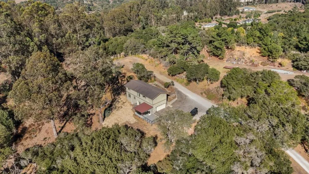 16919 Forrest Lane Royal Oaks, CA 95076