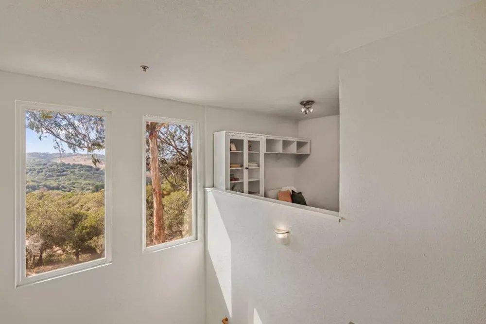 16919 Forrest Lane Royal Oaks, CA 95076