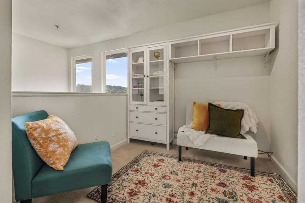 16919 Forrest Lane Royal Oaks, CA 95076
