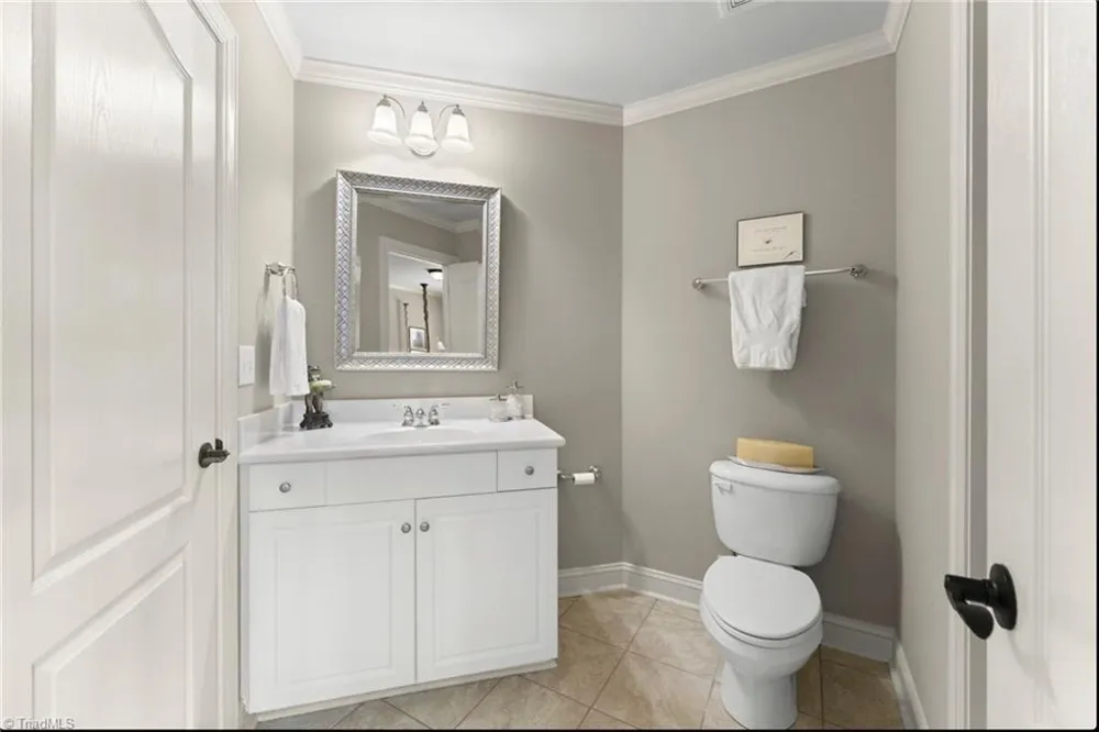 106 Sycamore Commons Lane Bermuda Run, NC 27006