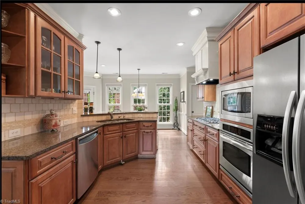 106 Sycamore Commons Lane Bermuda Run, NC 27006