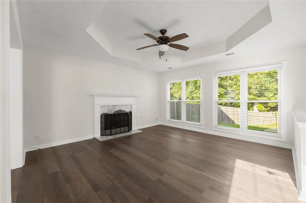 11935 Leeward Walk Circle Alpharetta, GA 30005