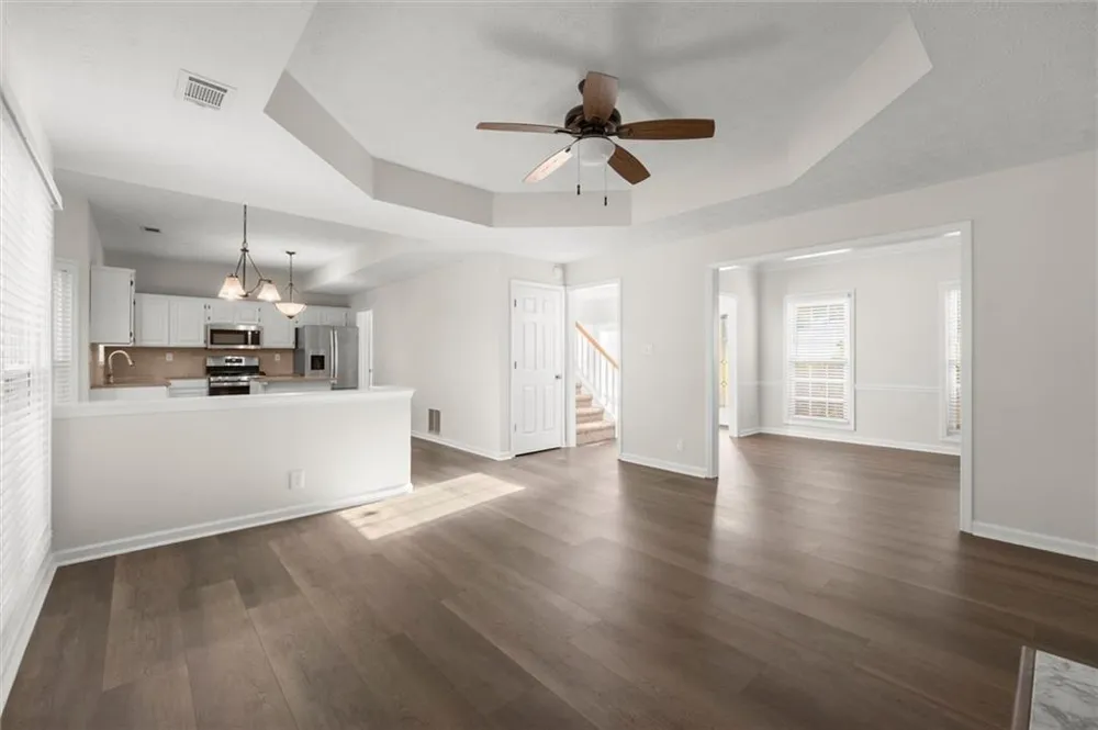11935 Leeward Walk Circle Alpharetta, GA 30005