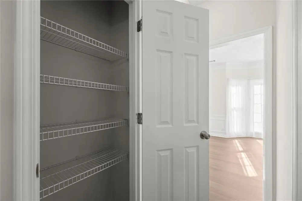 11935 Leeward Walk Circle Alpharetta, GA 30005