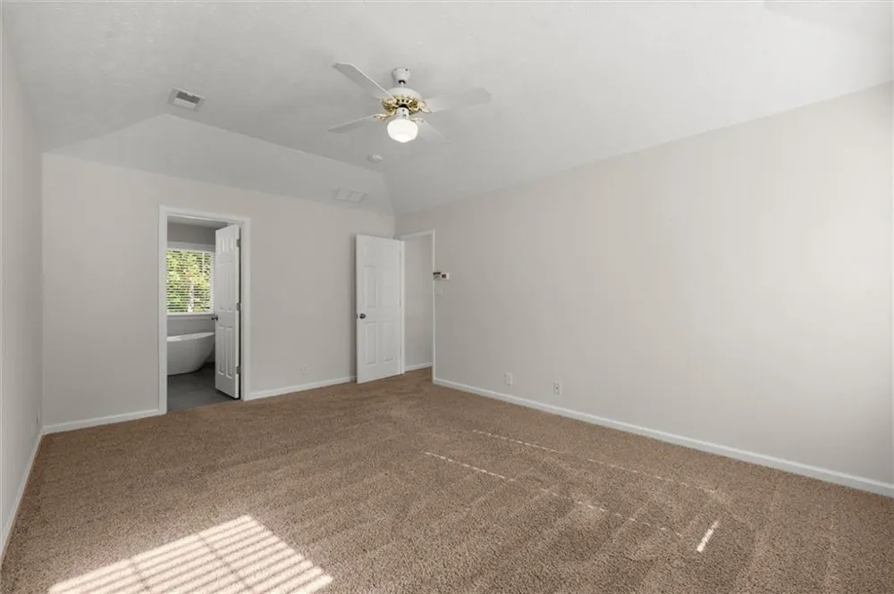 11935 Leeward Walk Circle Alpharetta, GA 30005