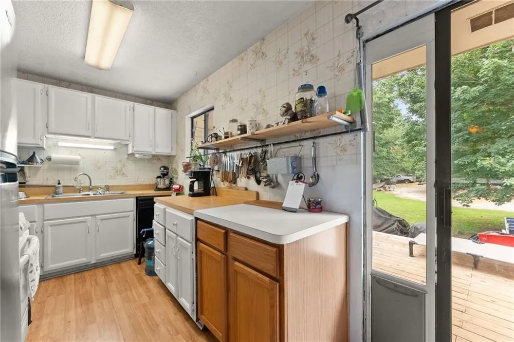 280 Strickland Road Alpharetta, GA 30004