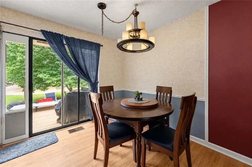 280 Strickland Road Alpharetta, GA 30004
