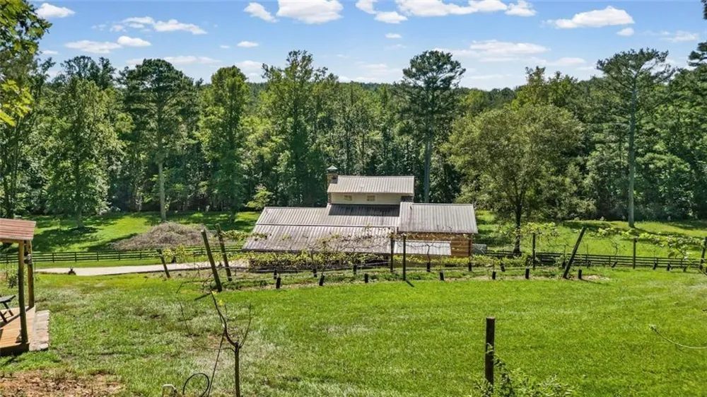 25 Clayton Chester Road Dawsonville, GA 30534