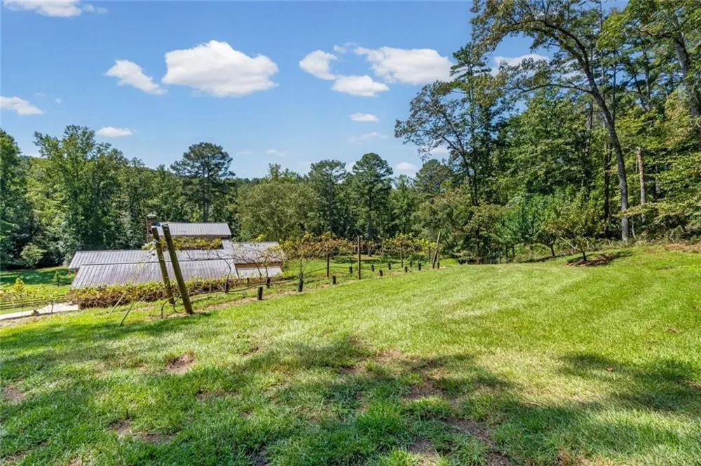 25 Clayton Chester Road Dawsonville, GA 30534