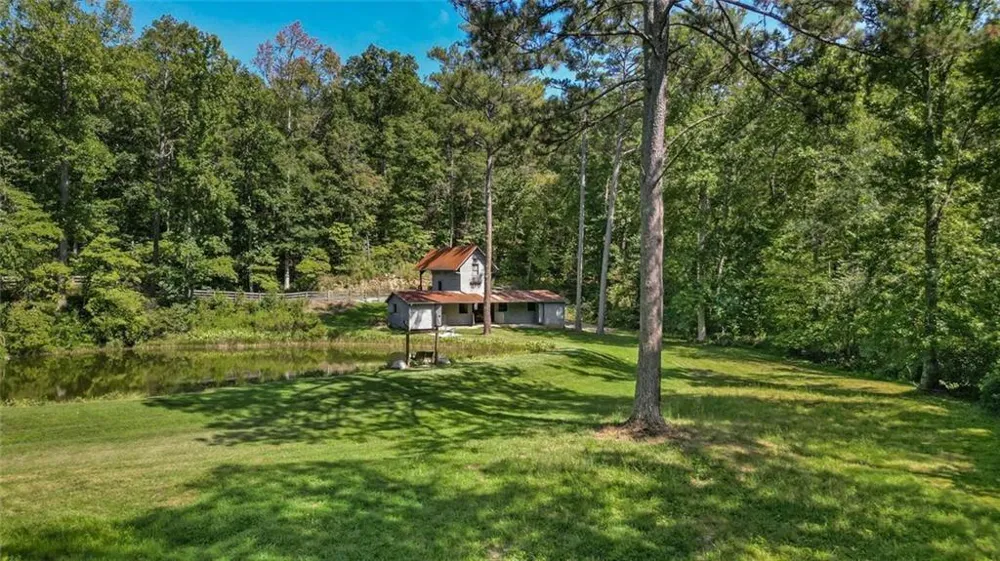 25 Clayton Chester Road Dawsonville, GA 30534