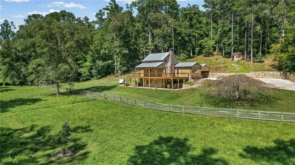 25 Clayton Chester Road Dawsonville, GA 30534