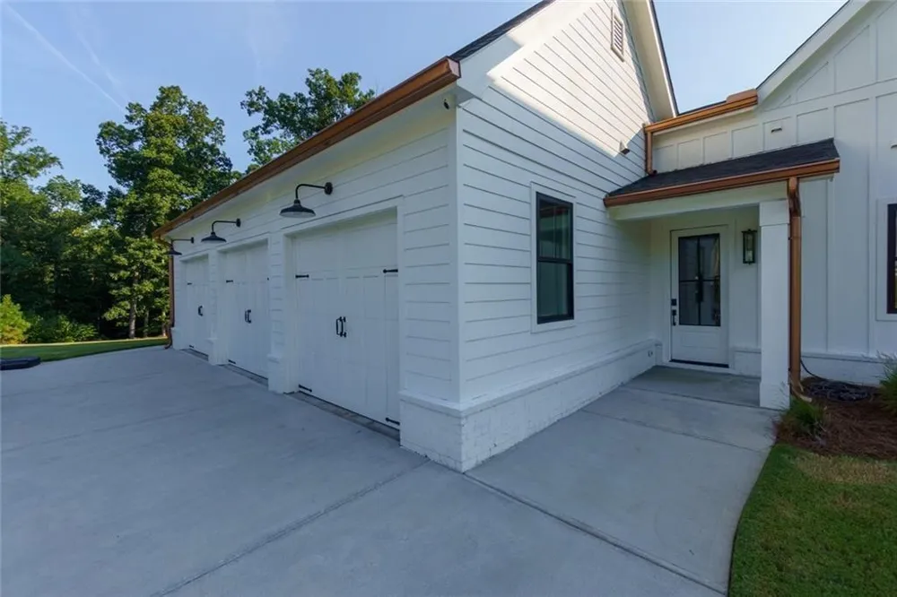 2129 Sugar Pike Road Woodstock, GA 30188