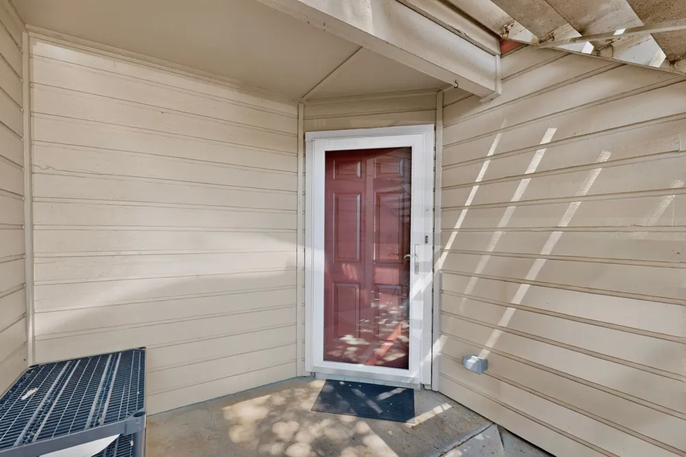 1909 Chasewood Circle #112 Arlington, TX 76011