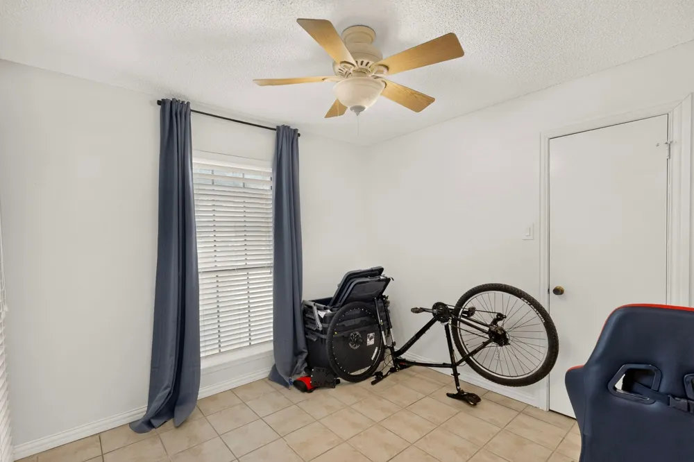 1909 Chasewood Circle #112 Arlington, TX 76011