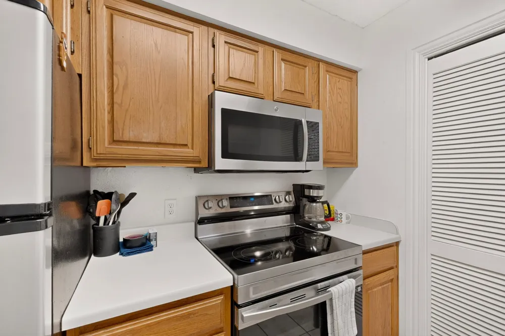 1909 Chasewood Circle #112 Arlington, TX 76011