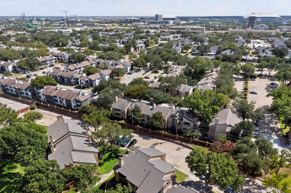 1909 Chasewood Circle #112 Arlington, TX 76011