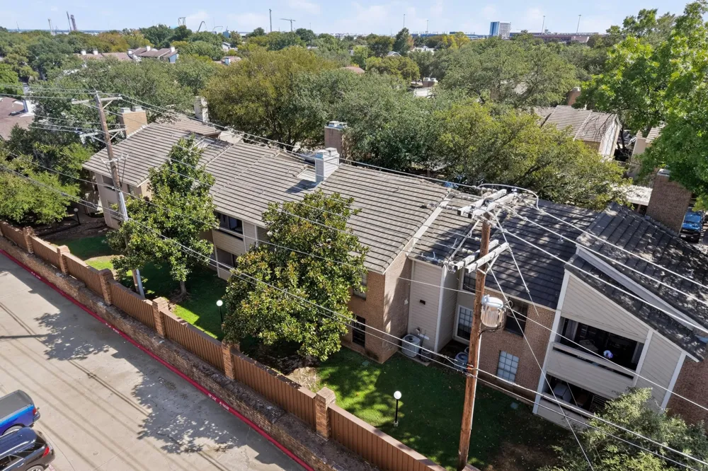 1909 Chasewood Circle #112 Arlington, TX 76011