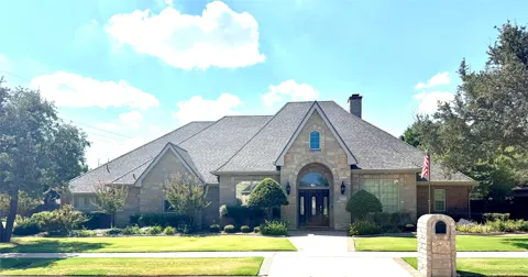 2301 Lynbrook Drive
