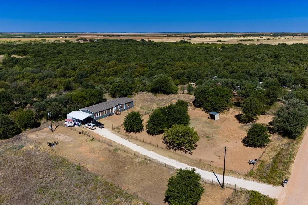 8115 County Road 358 Anson, TX 79501