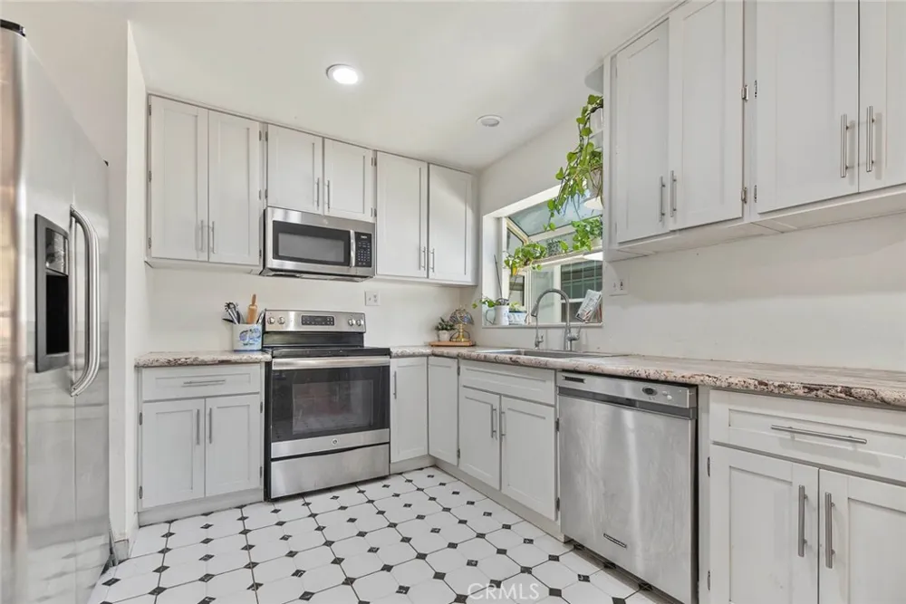 321 Cataract San Dimas, CA 91773