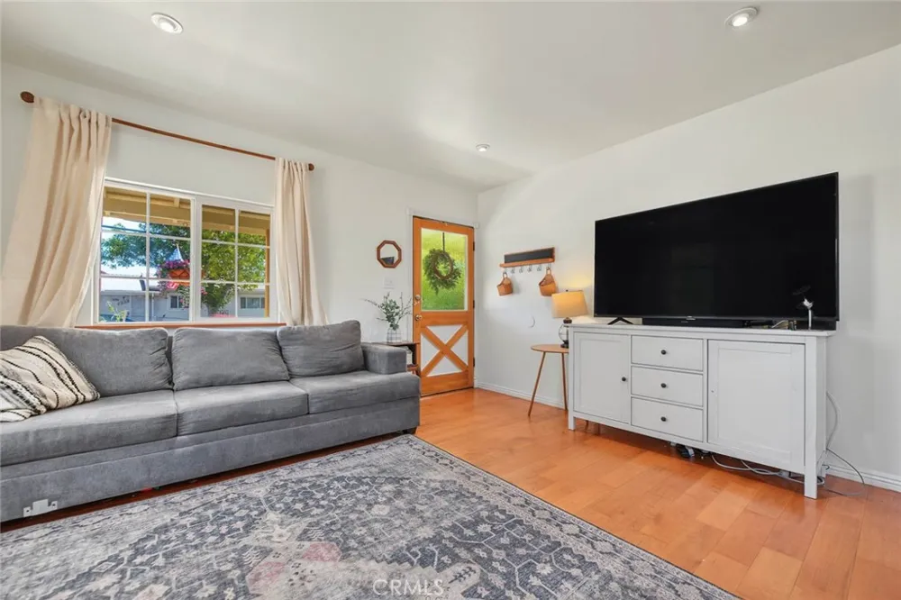 321 Cataract San Dimas, CA 91773