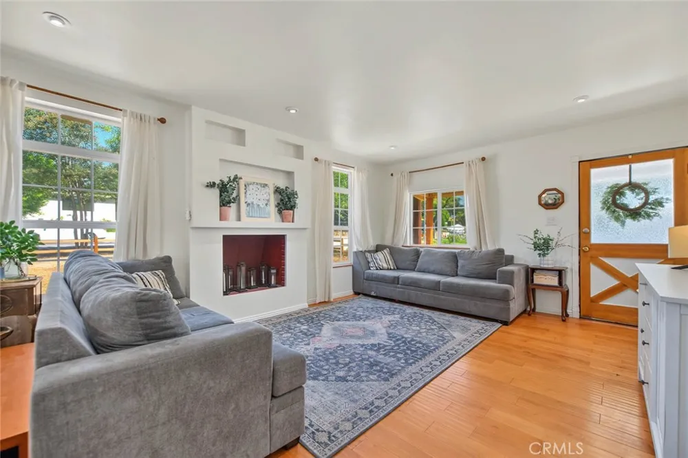 321 Cataract San Dimas, CA 91773