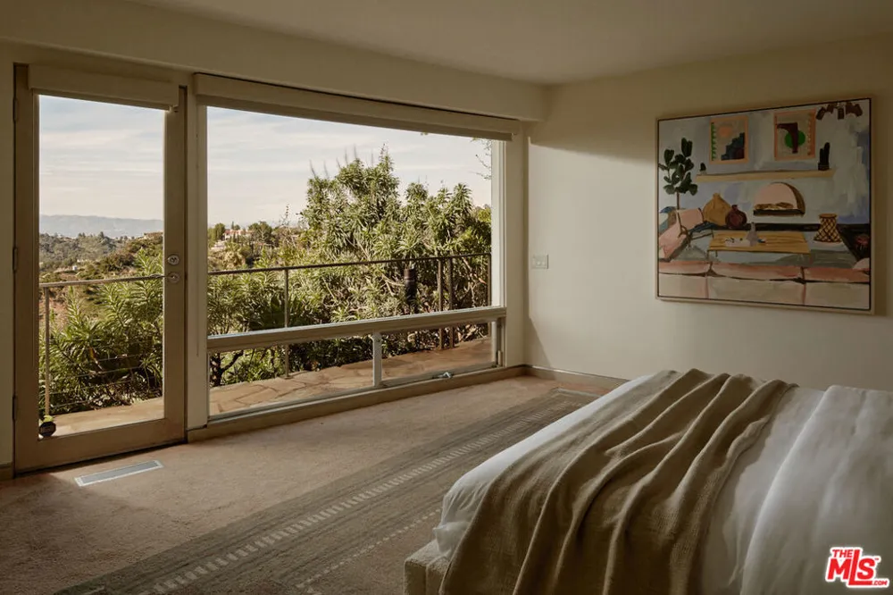 624 Cole Place Beverly Hills, CA 90210