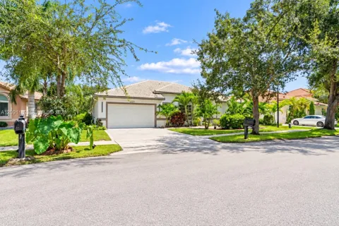 6420 Mallards Way