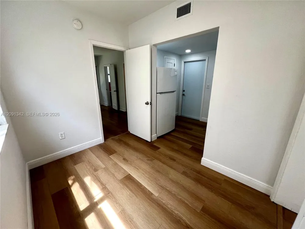 1040 Jefferson Ave #5 Miami Beach, FL 33139