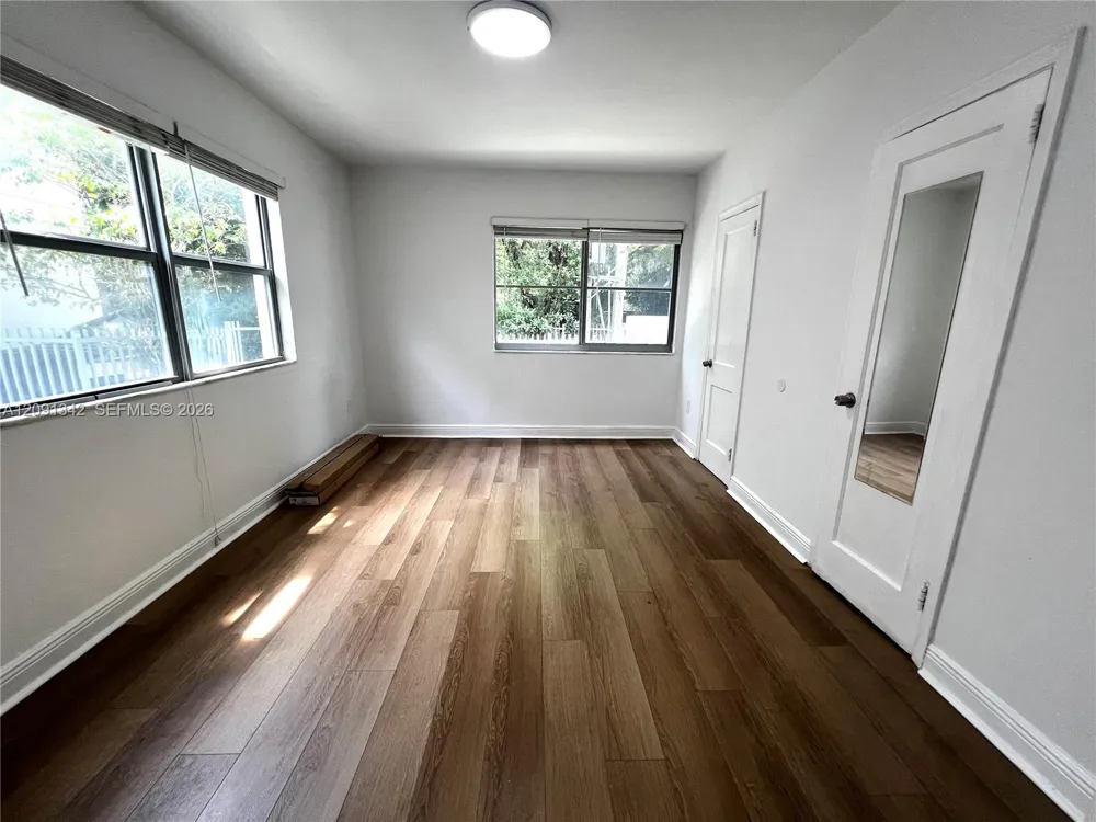 1040 Jefferson Ave #5 Miami Beach, FL 33139