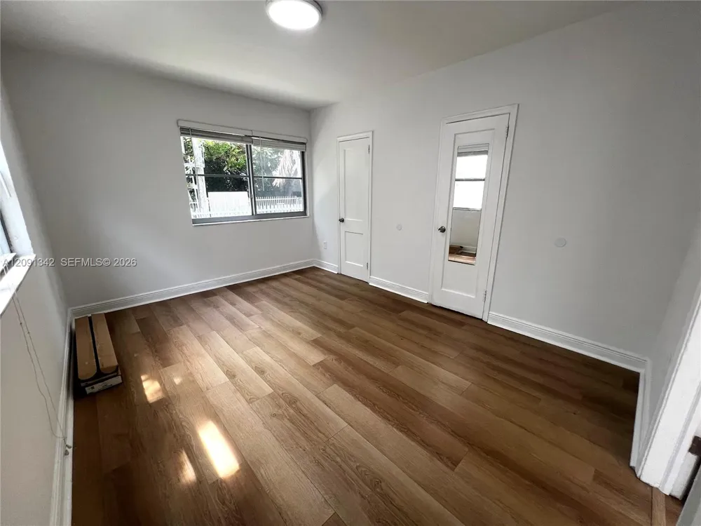 1040 Jefferson Ave #5 Miami Beach, FL 33139