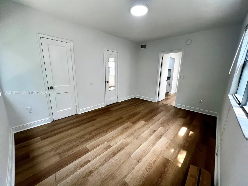 1040 Jefferson Ave #5 Miami Beach, FL 33139