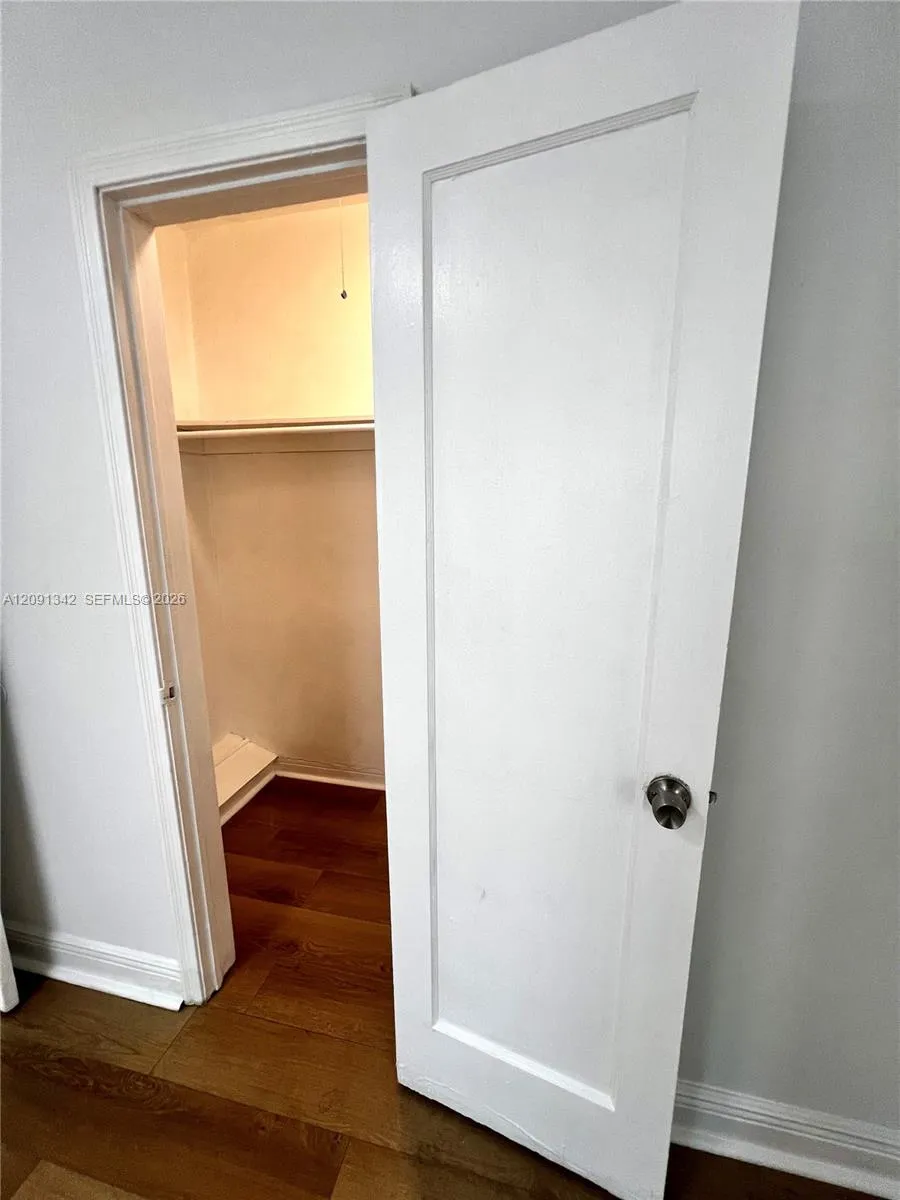 1040 Jefferson Ave #5 Miami Beach, FL 33139