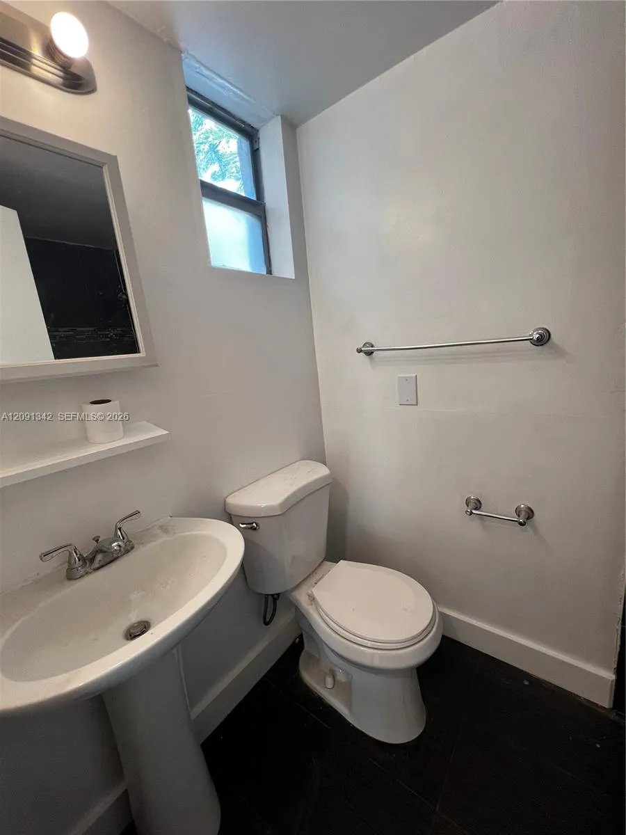 1040 Jefferson Ave #5 Miami Beach, FL 33139