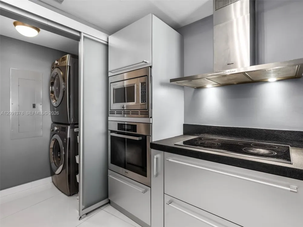 18201 Collins Ave #5303 Sunny Isles Beach, FL 33160