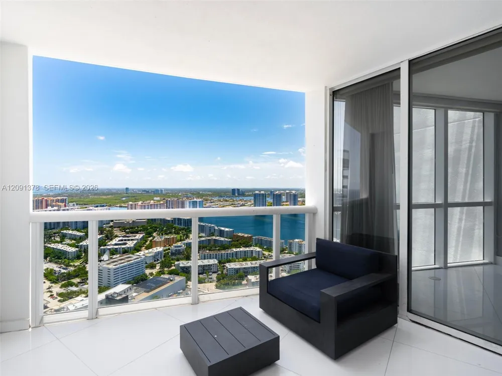 18201 Collins Ave #5303 Sunny Isles Beach, FL 33160