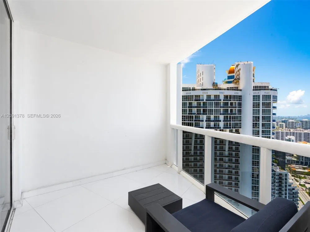 18201 Collins Ave #5303 Sunny Isles Beach, FL 33160