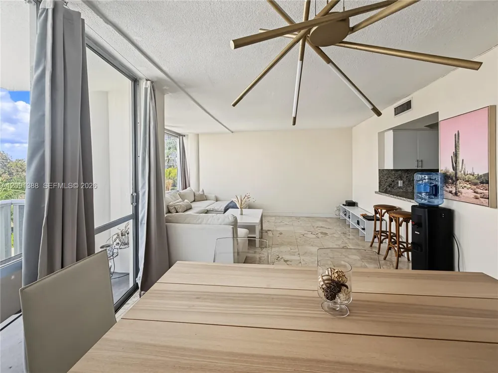 900 Bay Dr #221 Miami Beach, FL 33141