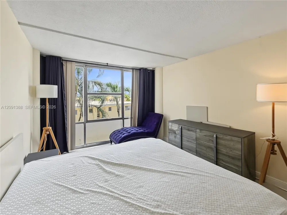 900 Bay Dr #221 Miami Beach, FL 33141