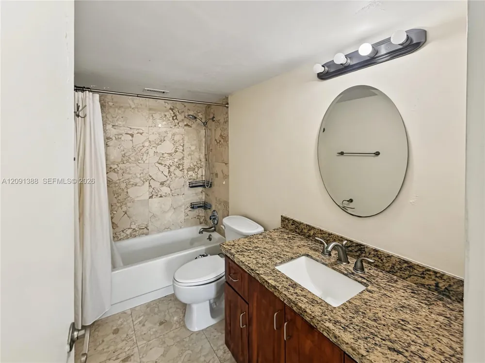 900 Bay Dr #221 Miami Beach, FL 33141