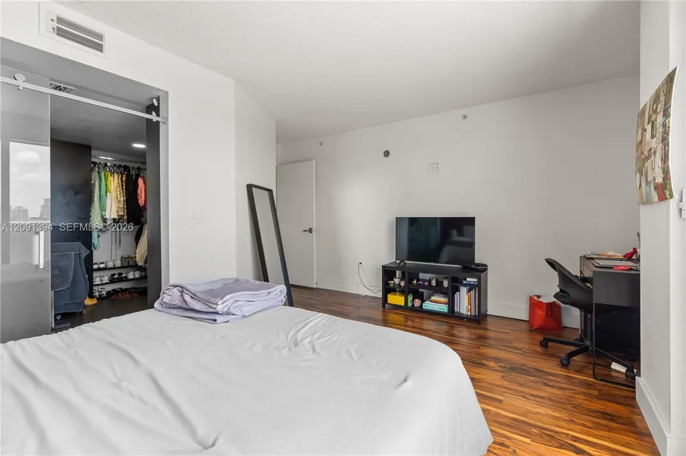 3000 Coral Way #1110 Miami, FL 33145