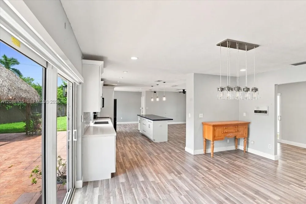 10120 SW 128th St Miami, FL 33176